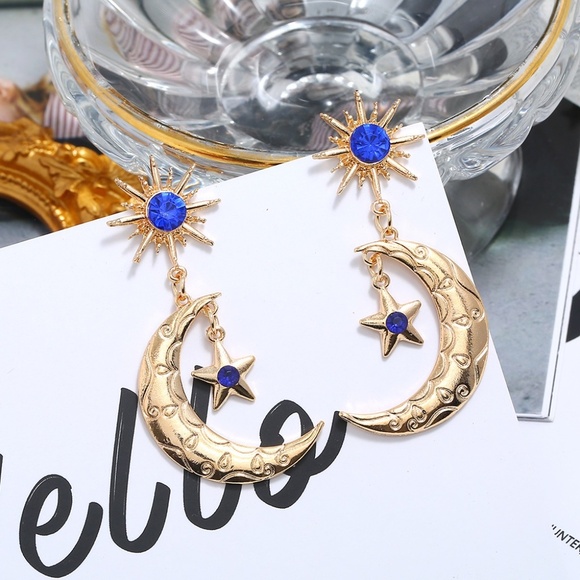 **MOMOKO* Sun x Moon Blue Gem Style Dangle Earrings - Picture 4 of 4